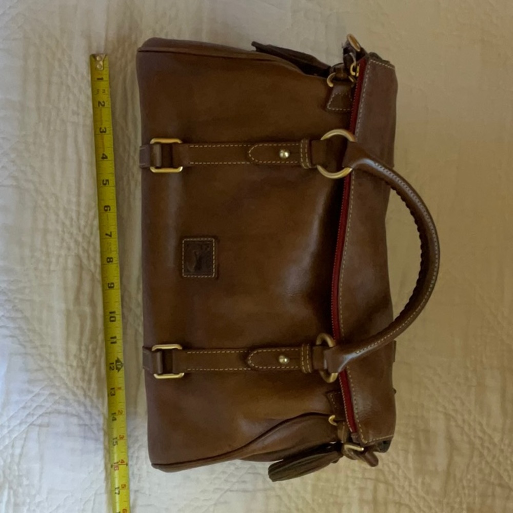Very pretty Dooney & Burke handbag